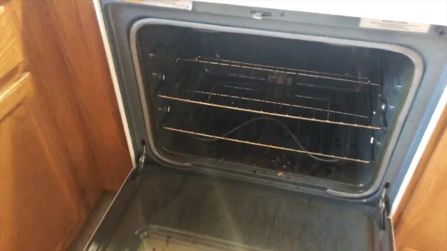 How Long Do You Leave a Self-Cleaning Oven On to Keep It Safe