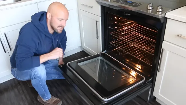 Understanding the Importance of Ventilating Your Oven After Cleaning