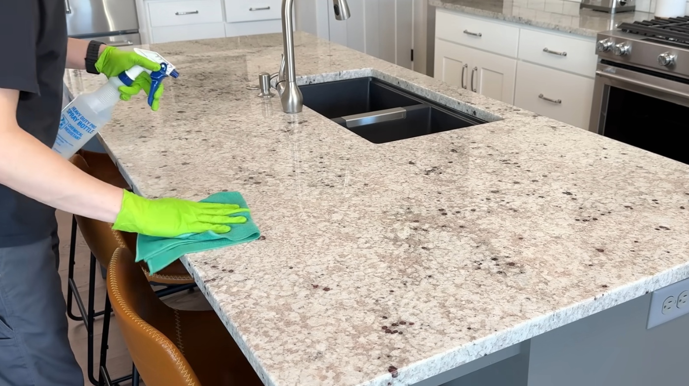 how to clean rust off marble